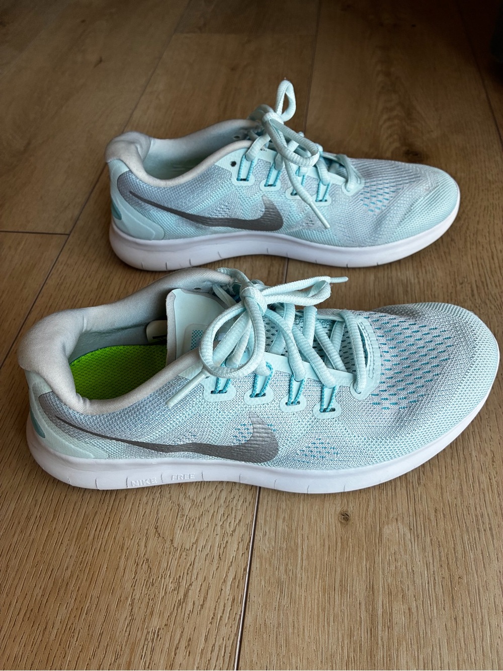 Nike Free RN Glacier Blue Women’s Running Sneakers with Silver Swoosh